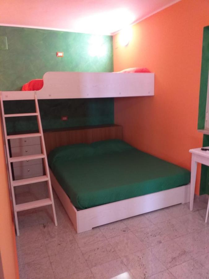La Vecchia Fattoria Bed & Breakfast Пиетрелчина Екстериор снимка